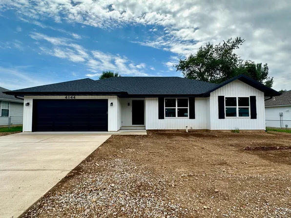4144 Somerset Drive, Battlefield, MO 65619
