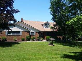 1210 Larabee Ln, Howell, MI 48843