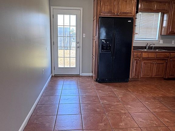 4th image of 5146 Asher Cir