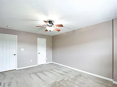 1210 Canterbury Dr — Photo 14