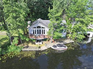 14 Renshaw Bay Rd, Sandy Creek, NY 13145