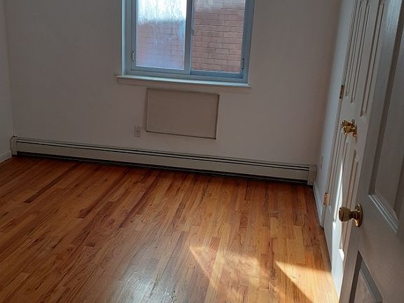 3rd image of 135-43 Coolidge Ave #3