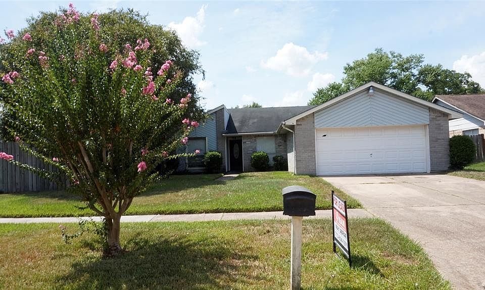 1st image of 4207 Autumn Meadow Dr