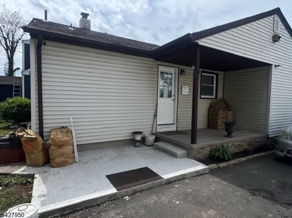 646 E 6th St, Plainfield, NJ 07060