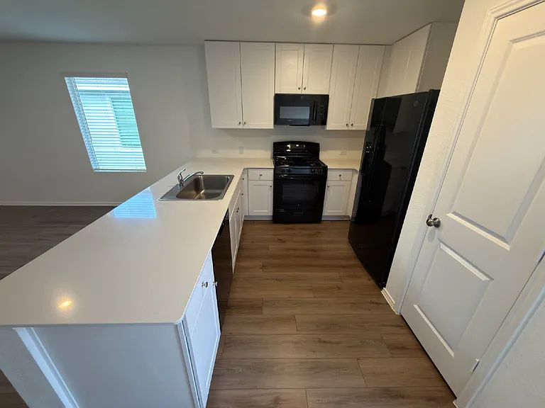 296 Agate Cliff Dr — Photo 11