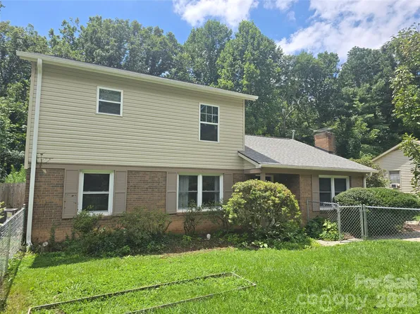 115 Wicklow Dr, Asheville, NC 28806