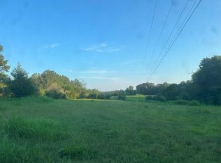 626 Holiday Lake Rd #5, Appomattox, VA 24522