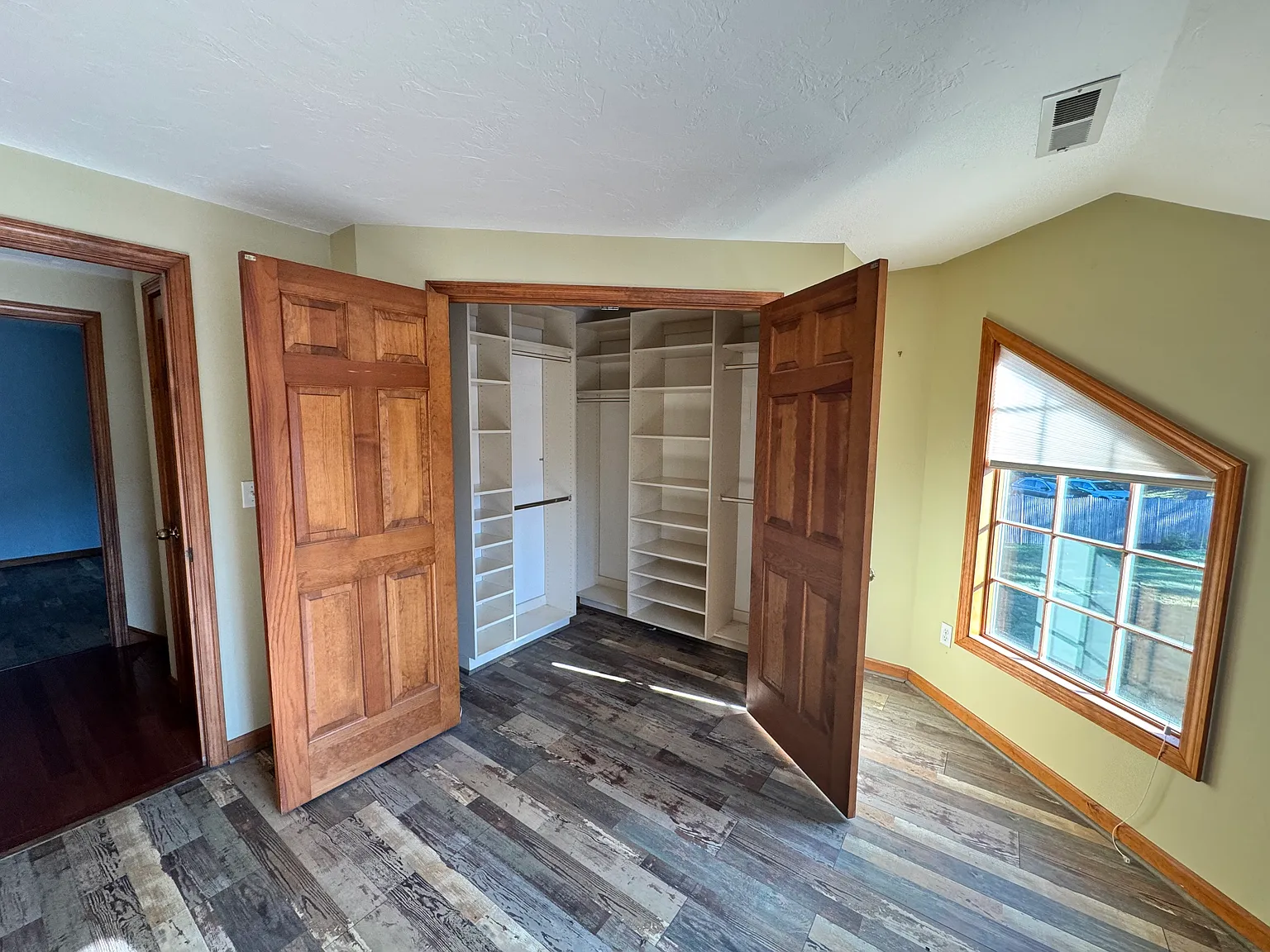 2 bed, 1.5 bath, 1152 sqft, $2,500 — Photo 4