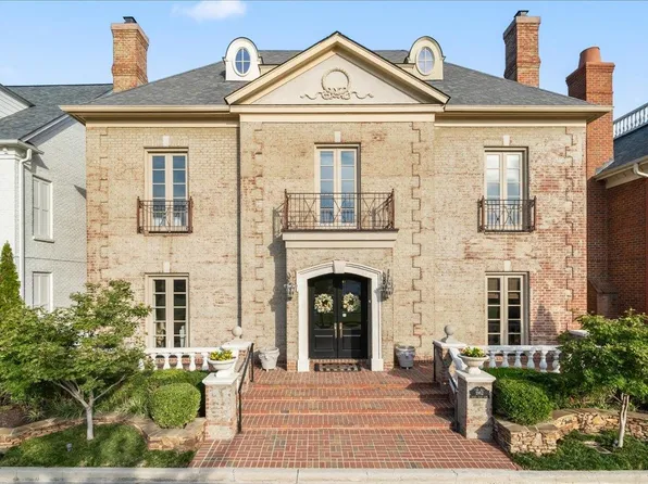 1962 Arden Walk Ln, Germantown, TN 38138