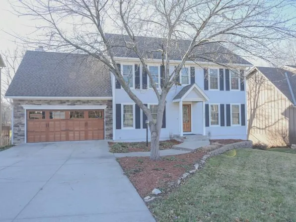 11402 S Millview Rd, Olathe, KS 66061