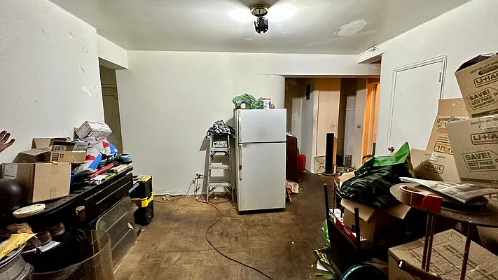 Sold by Coldwell Banker Signature Properties | media 27