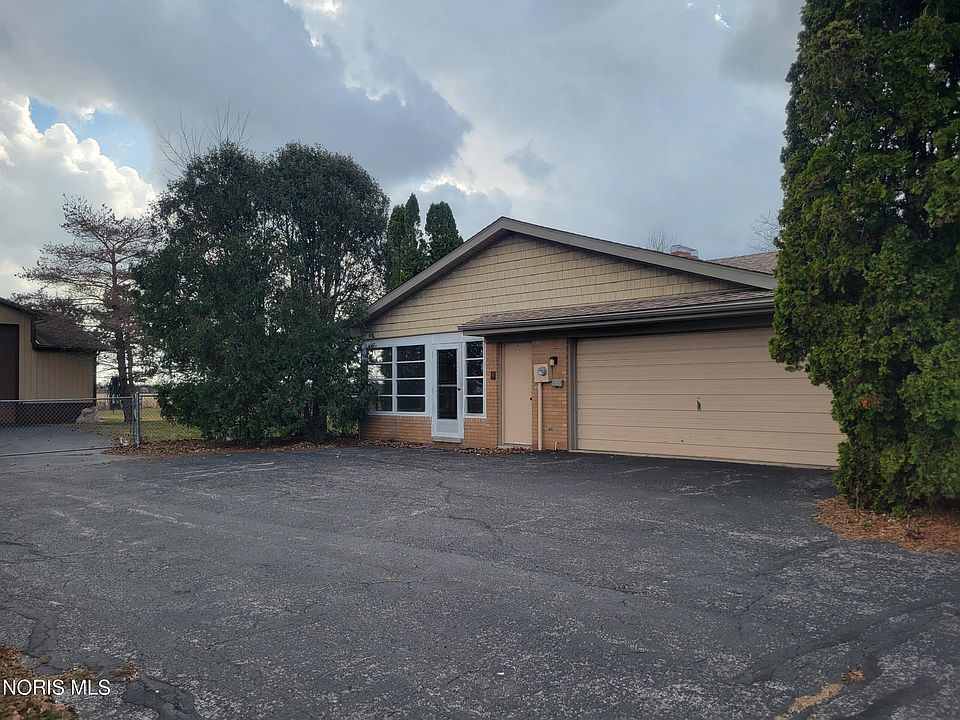2nd image of 22800 W Cedar Ave