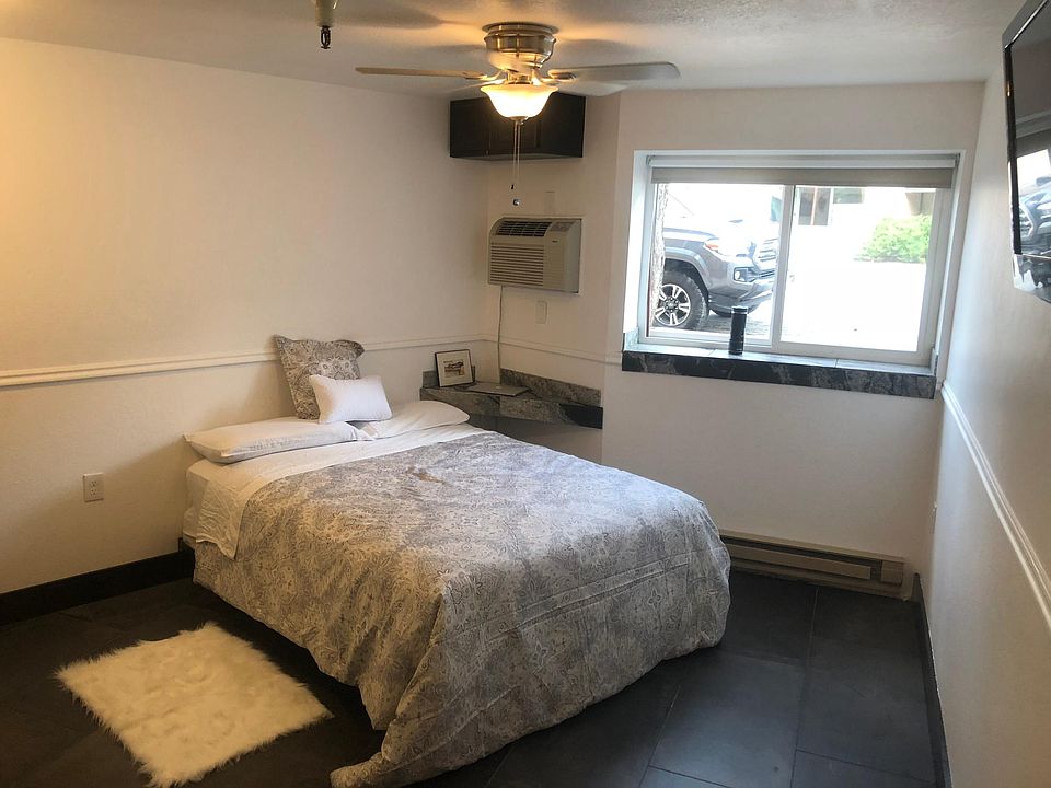 1st image of 1940 Prospector Ave #100