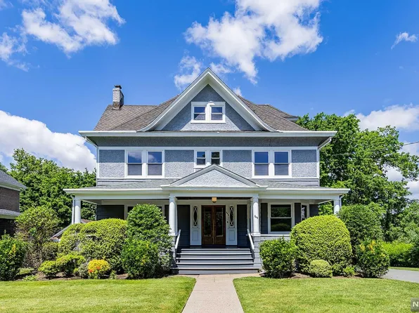 345 Summit Ave, Hackensack, NJ 07601
