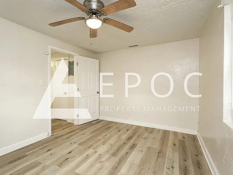1021 Richland St #B — Photo 7