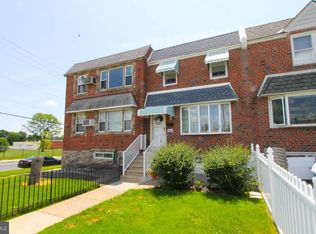8765 Cottage St, Philadelphia, PA 19136