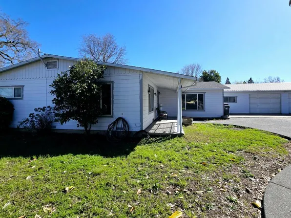 185 E Oak Street, Willits, CA 95490