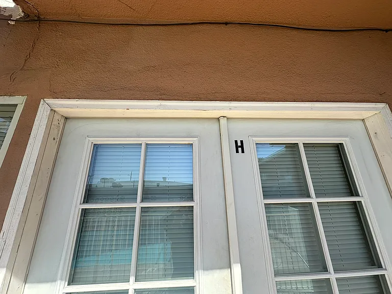 2232 W Via Corona #H — Photo 12
