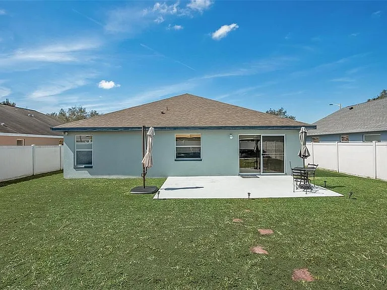 3111 Turnberry Blvd — Photo 25