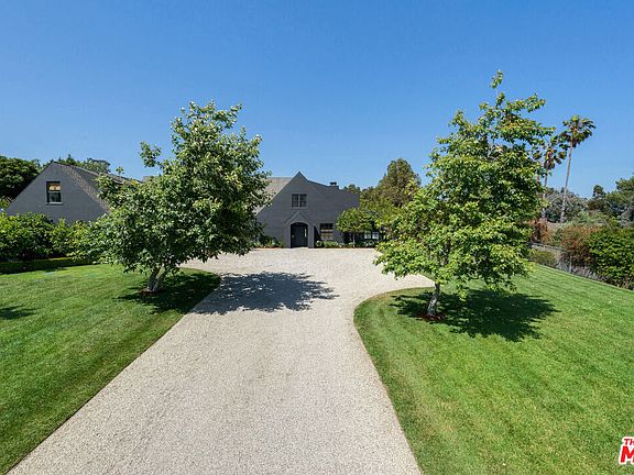 3rd image of 28929 Bison Ct