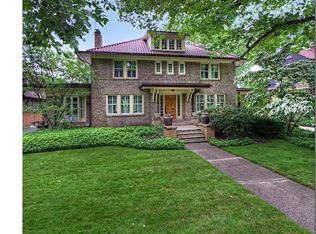 2250 Demington Dr, Cleveland Heights, OH