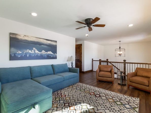 2406 Tamarack Trl #ID1310705P