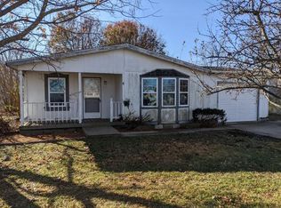 617 Margaret Ct, New Baden, IL 62265
