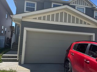 15 Saddlestone Ln NE, Calgary, AB T3J0W3