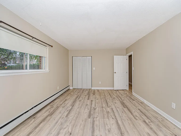 11 Crescent Dr #2 — Photo 7