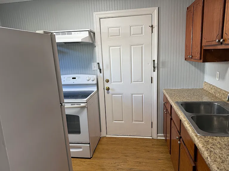 3625 Chapel Dr — Photo 12