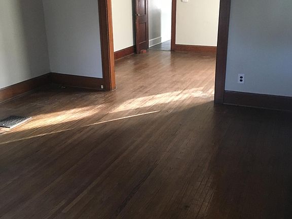 3rd image of 1194 Highland St