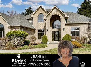 664 Brookmeade Ct, Dayton, OH 45434