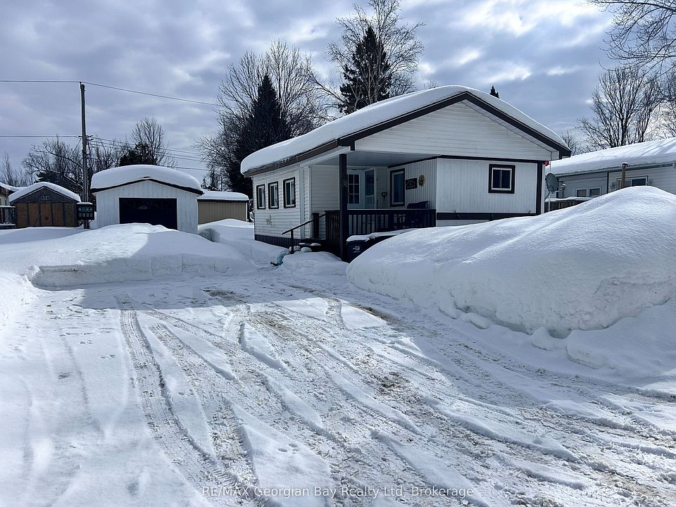 1st image of 3 Northland Rd