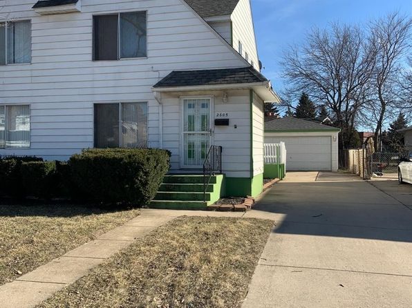 2605 E 141st Pl