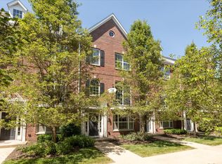 11915 Kelso Dr UNIT 3, Zionsville, IN 46077