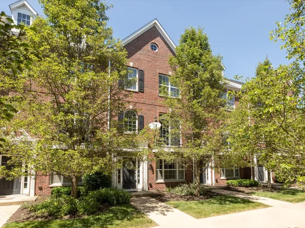 11915 Kelso Dr Unit 3, Zionsville, IN 46077