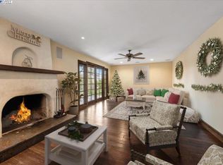 298 Saint Andrews Way, Lompoc, CA 93436