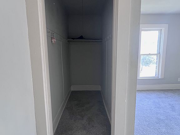5th image of 1027 Lake Ave #4