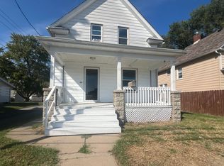 1537 24th Ave, Moline, IL 61265