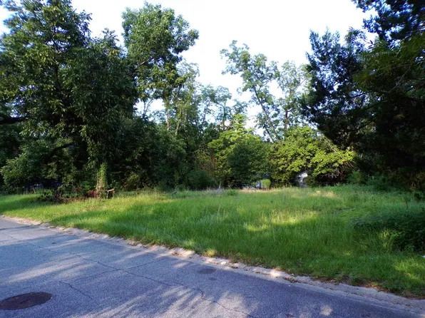 1046 Albany Ave, Waycross, GA 31501