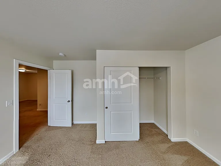 414 Gorge Ct — Photo 18