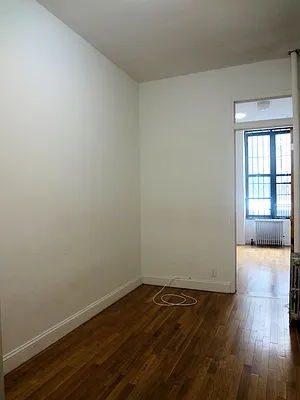 Rented by DSA Realty | media 18