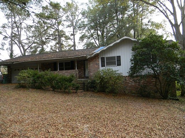 1st image of 179 Berkshire Dr
