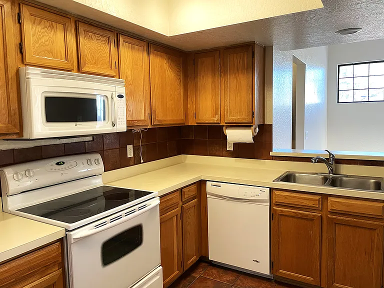 4285 N River Grove Cir — Photo 11