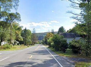 18 Bolton Basin Rd, Sparrow Bush, NY 12780