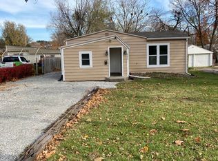 2121 E 23rd St, Des Moines, IA 50317