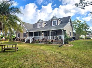 1810 Cypress Lake Dr, Grant Valkaria, FL 32949