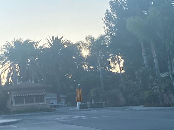 5th image of 807 S Songbird Cir