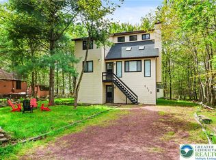 3540 Peak Dr, Tobyhanna, PA