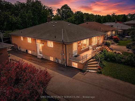 2nd image of 37 Newlin Cres